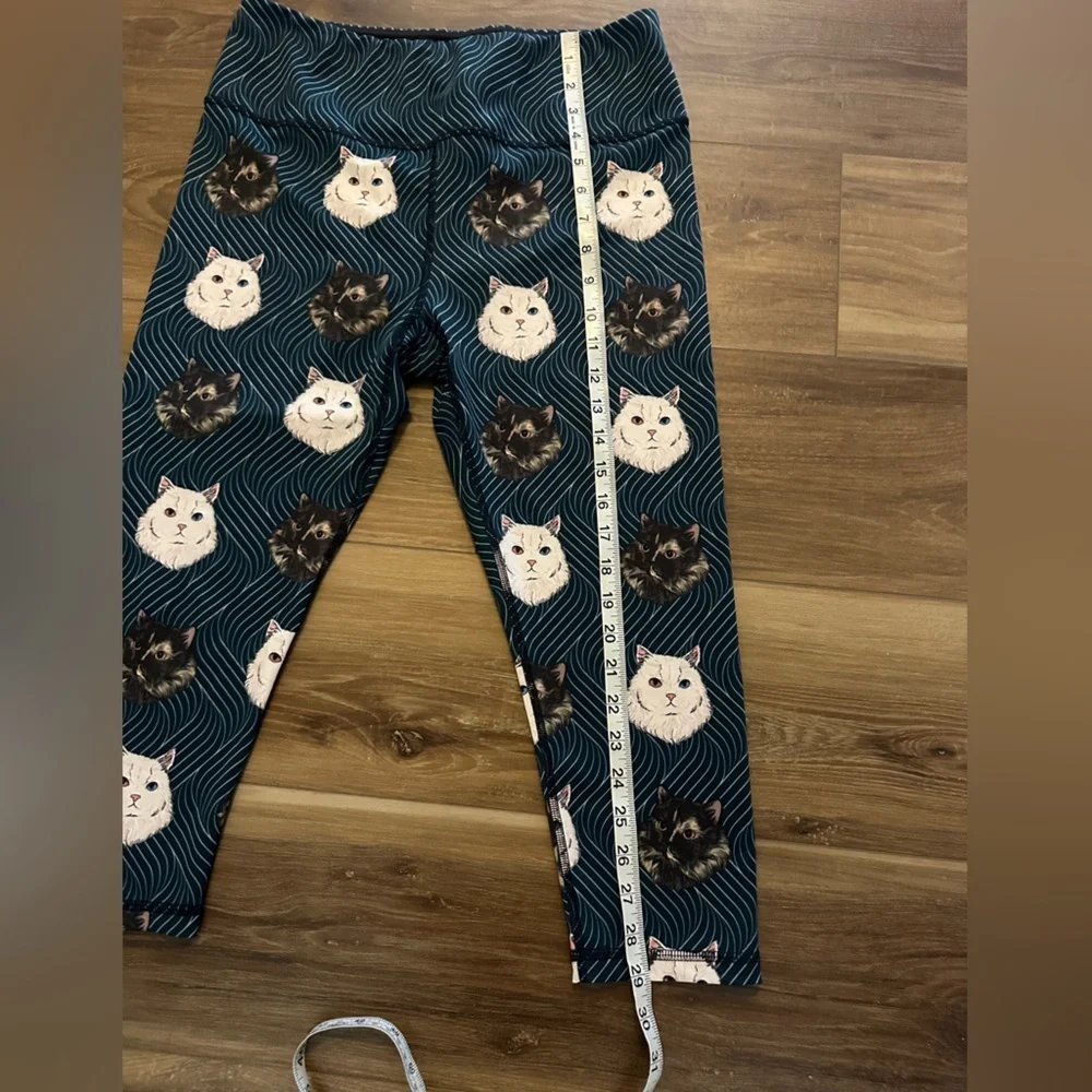 Christine D'Ercole X Miami Fitwear Teal Blue Cat Print Legging Peloton size XL - Picture 6 of 8